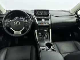 Lexus NX (2020) thumbnail 5