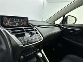 Lexus NX (2020) thumbnail 7