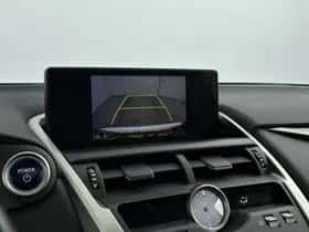 Lexus NX (2020) thumbnail 10