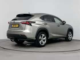 Lexus NX (2017) thumbnail 2