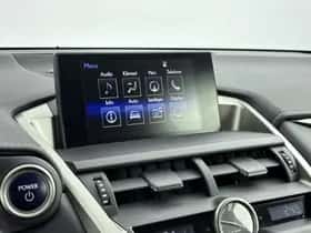 Lexus NX (2017) thumbnail 28