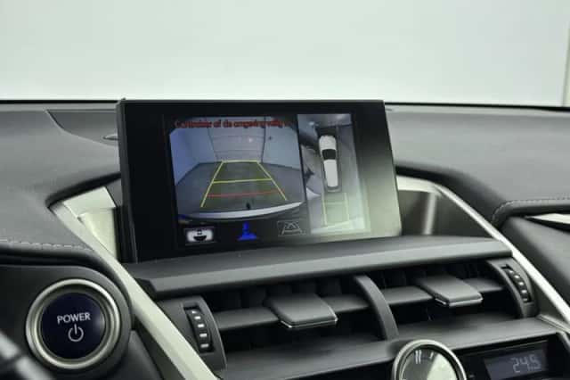 Lexus NX (2017) thumbnail 8