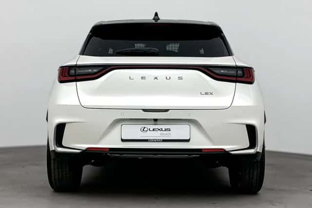 Lexus LBX (2025) thumbnail 20