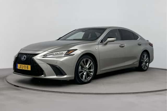 Lexus ES (2018)
