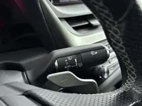 Lexus ES (2018) thumbnail 27
