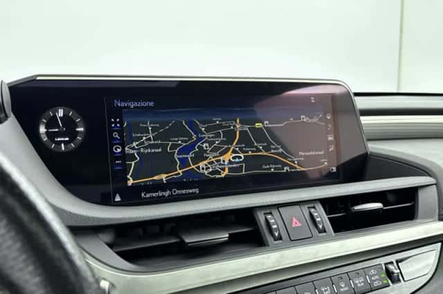 Lexus ES (2018) thumbnail 7