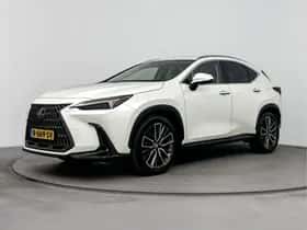 Lexus NX (2022)