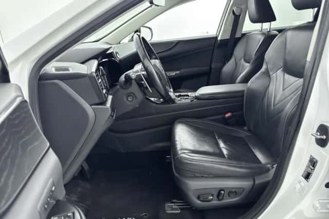 Lexus NX (2022) thumbnail 13