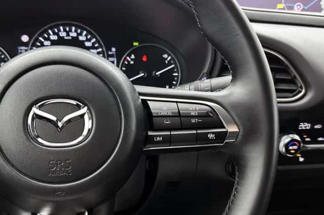 Mazda CX-30 (2024) thumbnail 18