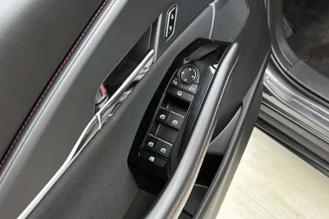 Mazda CX-30 (2024) thumbnail 26