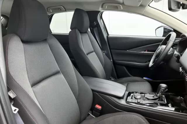 Mazda CX-30 (2024) thumbnail 29