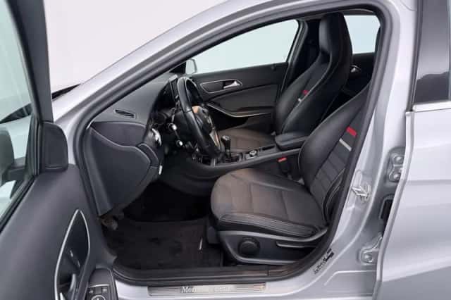 Mercedes-Benz A-Klasse (2014) thumbnail 12