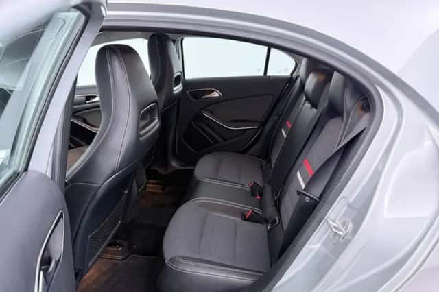 Mercedes-Benz A-Klasse (2014) thumbnail 13