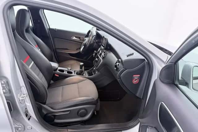 Mercedes-Benz A-Klasse (2014) thumbnail 17
