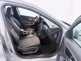 Mercedes-Benz A-Klasse (2014) thumbnail 17