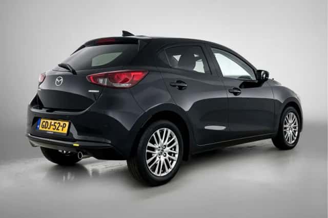 Mazda 2 (2024) thumbnail 2