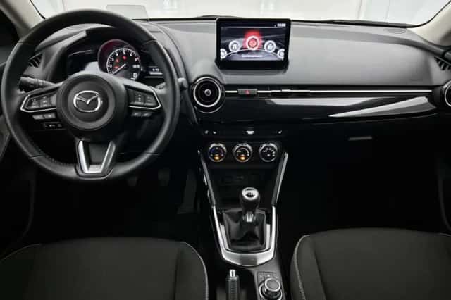 Mazda 2 (2024) thumbnail 4