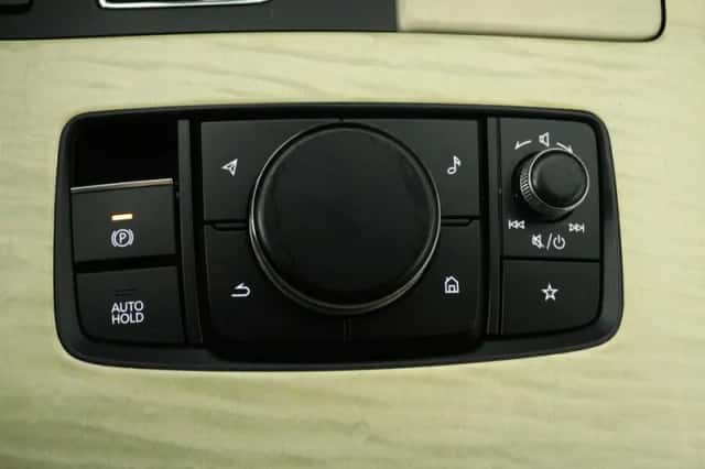 Mazda CX-80 (2024) thumbnail 22