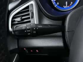 Suzuki S-Cross (2014) thumbnail 11