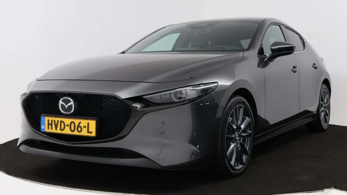 Mazda 3 (2025) — foto 1