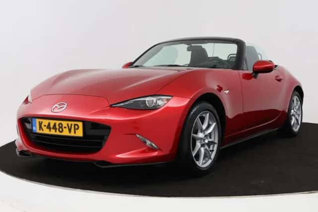 Mazda MX-5 (2017) thumbnail 1