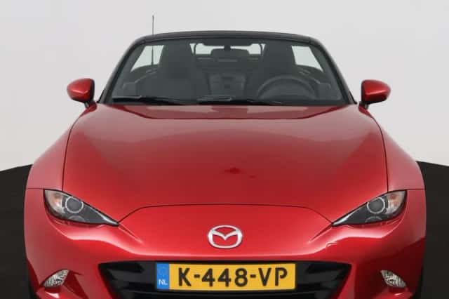 Mazda MX-5 (2017) thumbnail 19