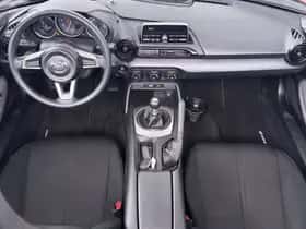 Mazda MX-5 (2017) thumbnail 4