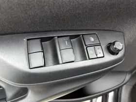 Mazda 2_Hybrid (2024) thumbnail 22
