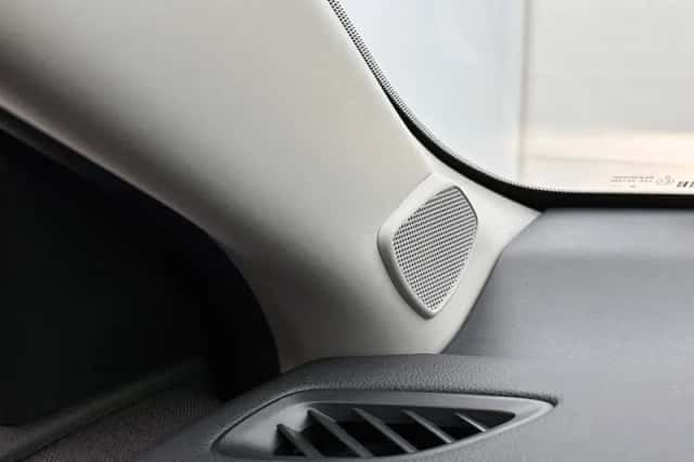 Mazda 2_Hybrid (2024) thumbnail 26