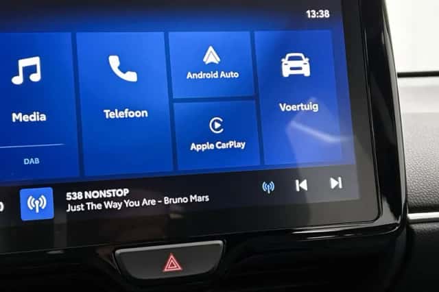 Mazda 2_Hybrid (2024) thumbnail 30