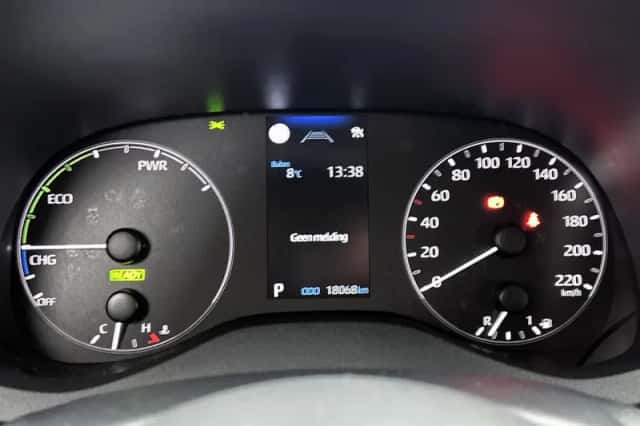 Mazda 2_Hybrid (2024) thumbnail 5