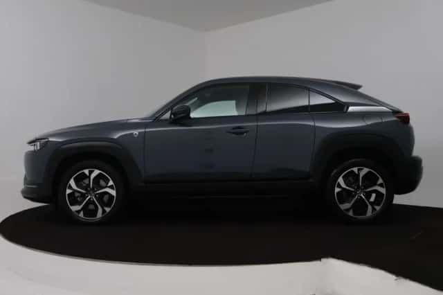 Mazda MX-30 (2025) thumbnail 3