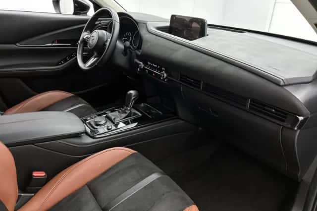 Mazda CX-30 (2024) thumbnail 17