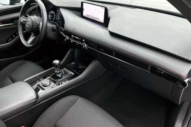 Mazda 3 (2024) thumbnail 11