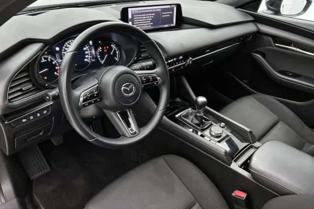 Mazda 3 (2024) thumbnail 17