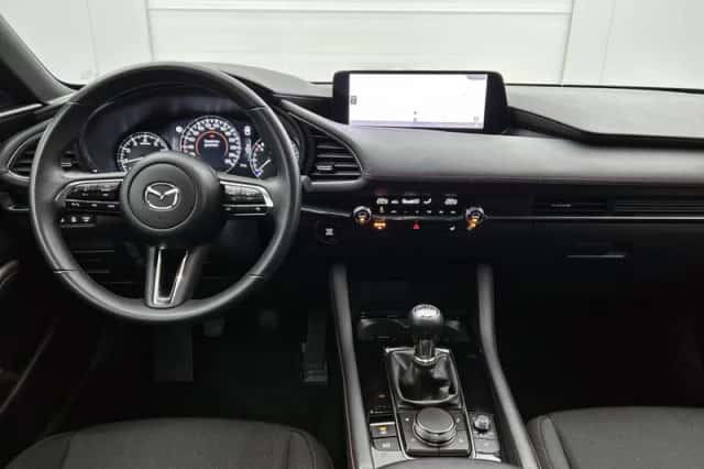Mazda 3 (2024) thumbnail 4