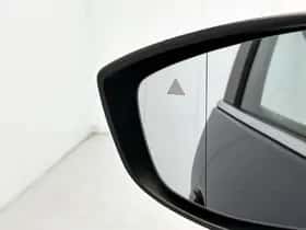 Mazda 3 (2024) thumbnail 37