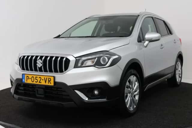 Suzuki S-Cross (2021) thumbnail 1