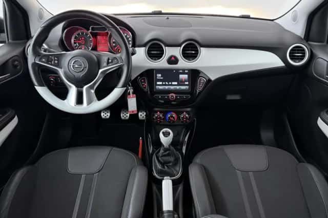 Opel Adam (2019) thumbnail 4