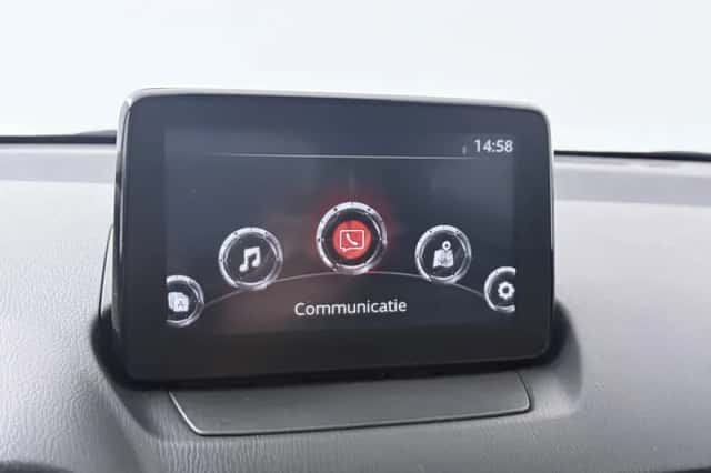 Mazda 2 (2021) thumbnail 9