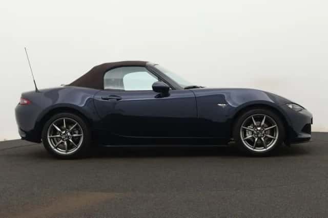 Mazda MX-5 (2023) thumbnail 14