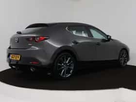 Mazda 3 (2024) thumbnail 2