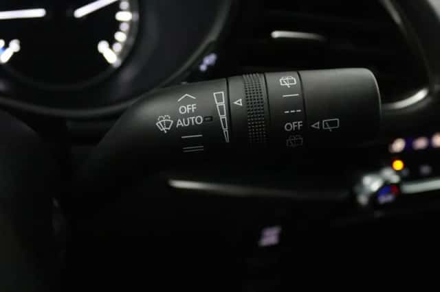 Mazda 3 (2024) thumbnail 23