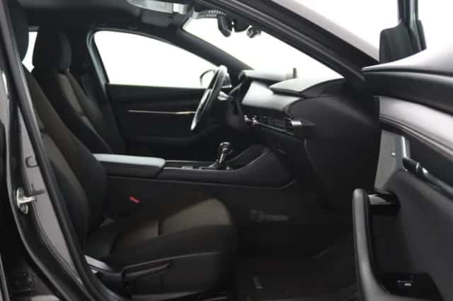 Mazda 3 (2024) thumbnail 27