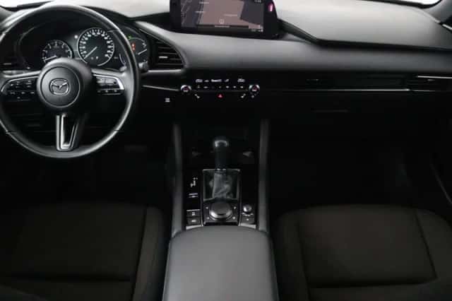 Mazda 3 (2024) thumbnail 5