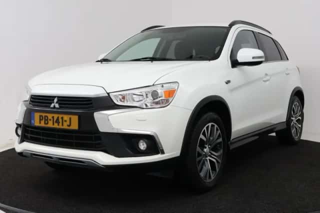 Mitsubishi ASX (2017) thumbnail 1