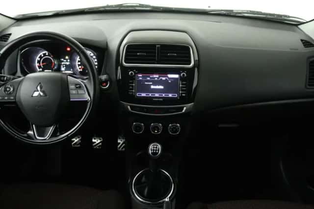 Mitsubishi ASX (2017) thumbnail 4