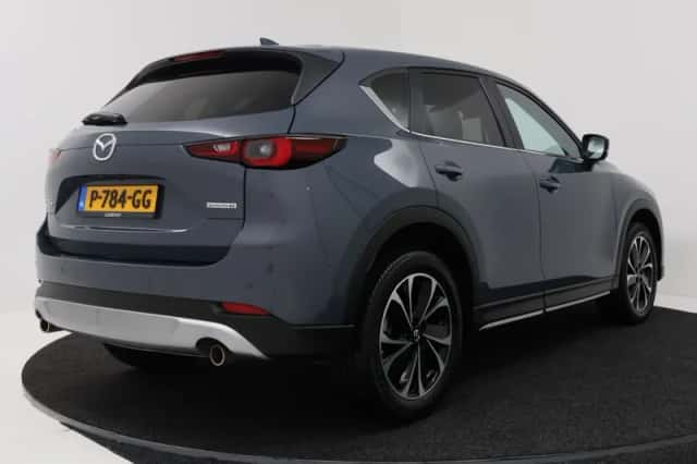 Mazda CX-5 (2022) thumbnail 2