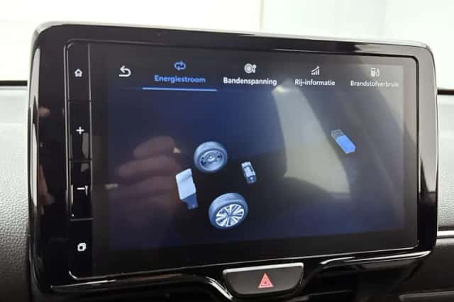 Mazda 2_Hybrid (2025) thumbnail 11