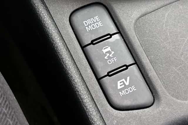 Mazda 2_Hybrid (2025) thumbnail 22